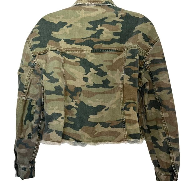 FREE PEOPLE GREEN CAMO CROP DENIM JACKET SIZE XS - Picture 12 of 13